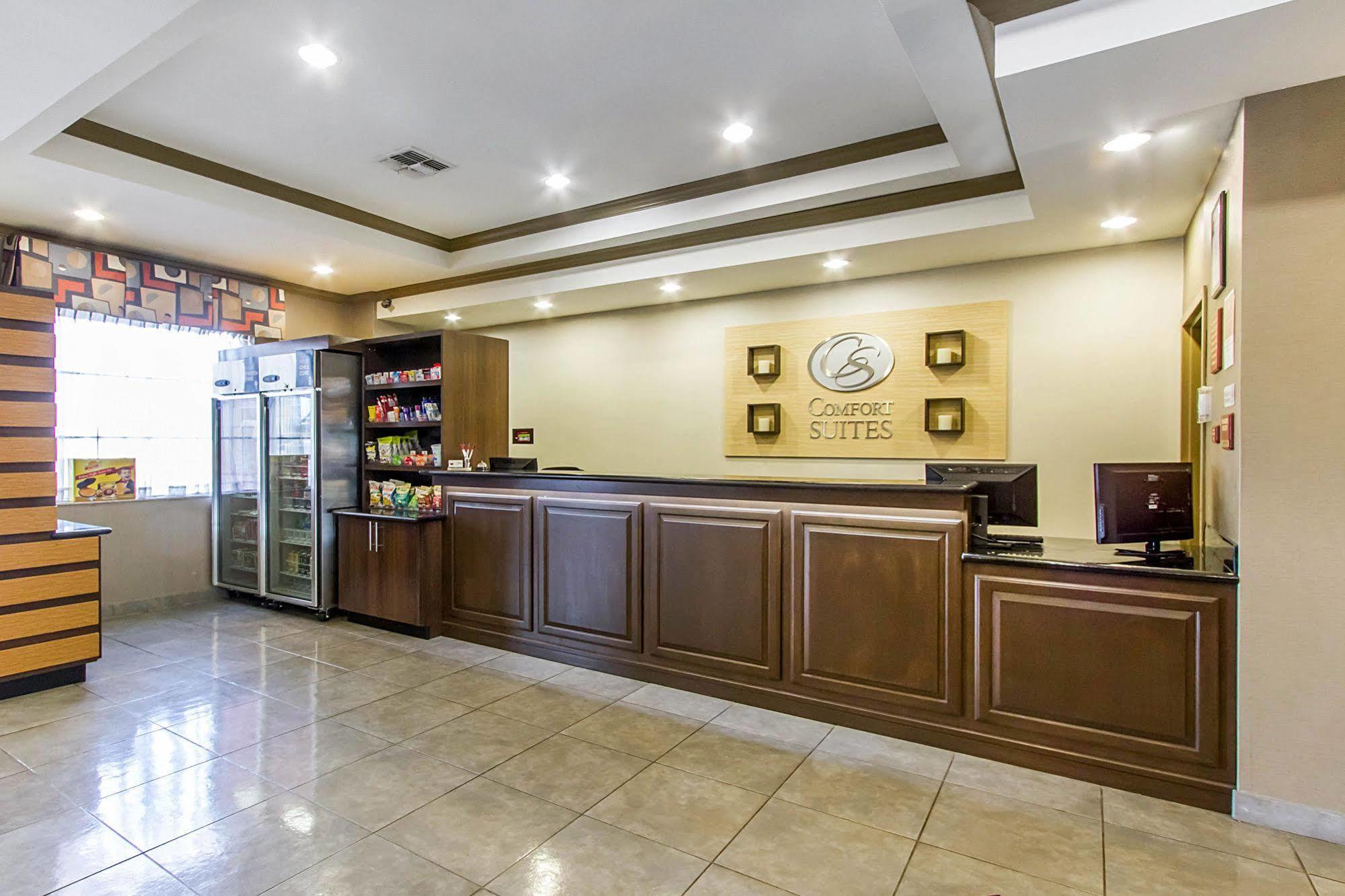 Quality Suites Abilene Exterior photo