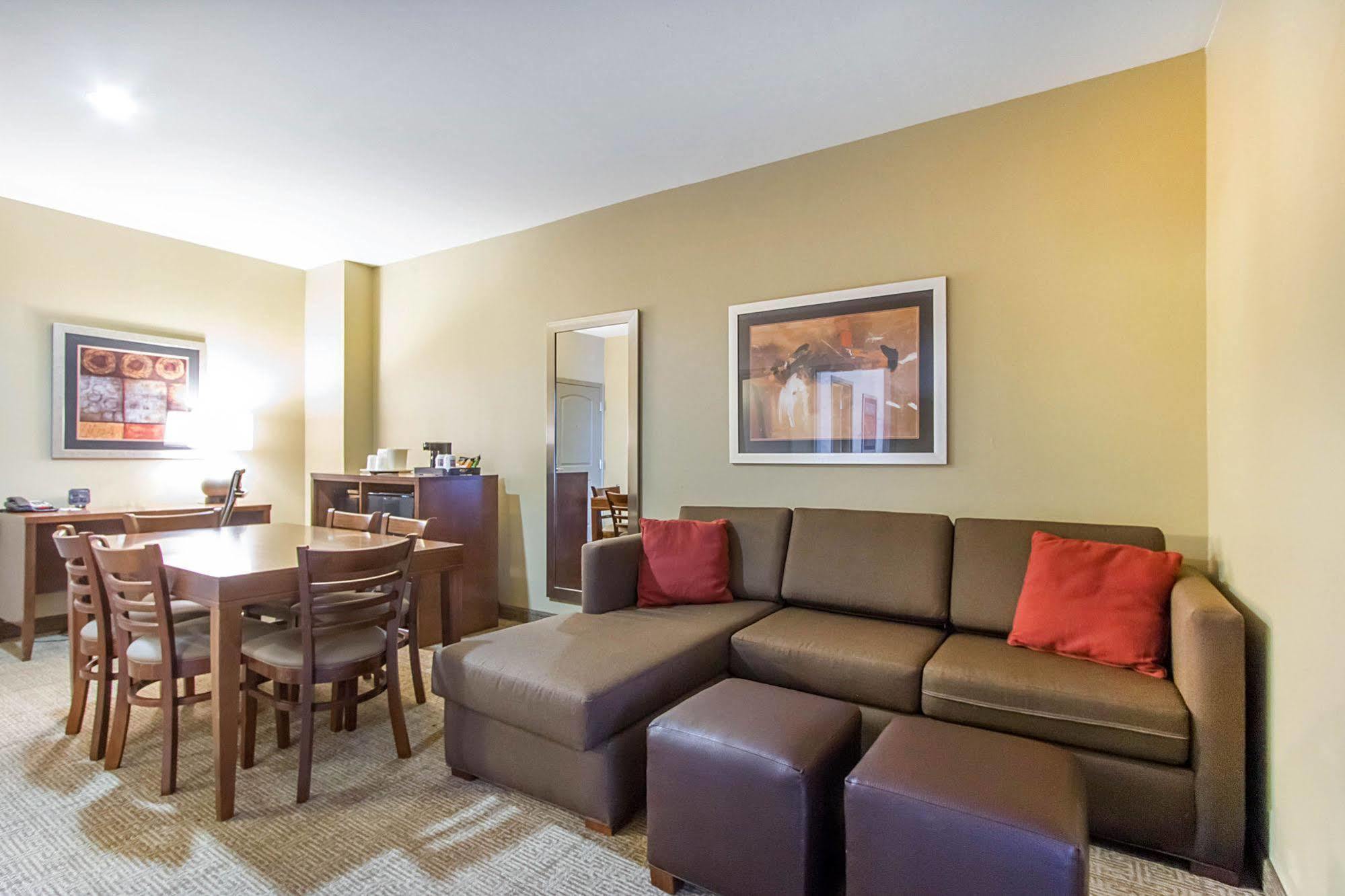 Quality Suites Abilene Exterior photo